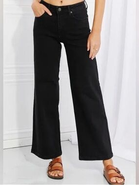 RISEN Los Angeles Black Mid Rise Wide Leg Ankle Jeans